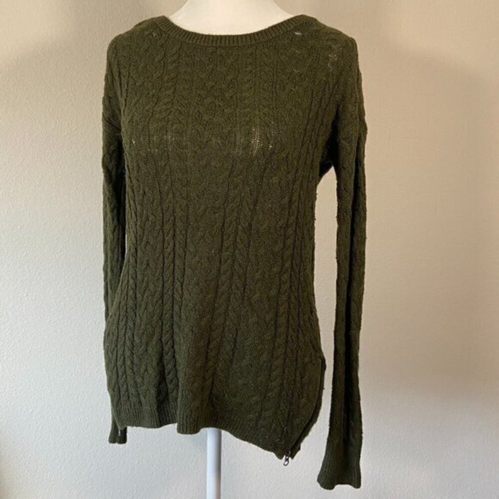 American Eagle Outfitters Weave Olive Sweater